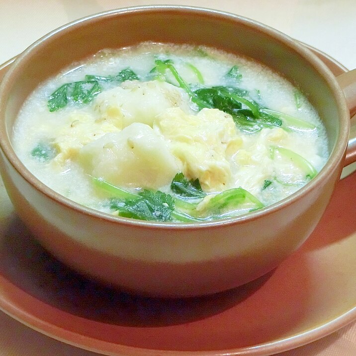 長芋の胡麻豆乳の美肌スープ